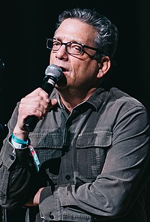 How tall is Andy Kindler?